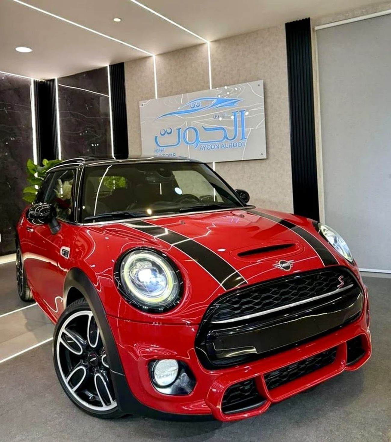 ميني كوبر LOVELY S JCW || GCC || TOP OF THE RANGE || PANORAMIC || ACCIDENTS FREE || LOW MILEAGE