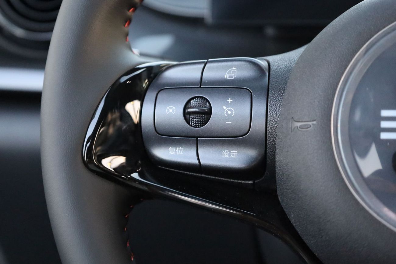 بي واي دي e2 BYD_E2_LUXURY_405KM_2025