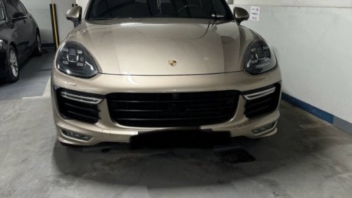 Porsche Cayenne GTS