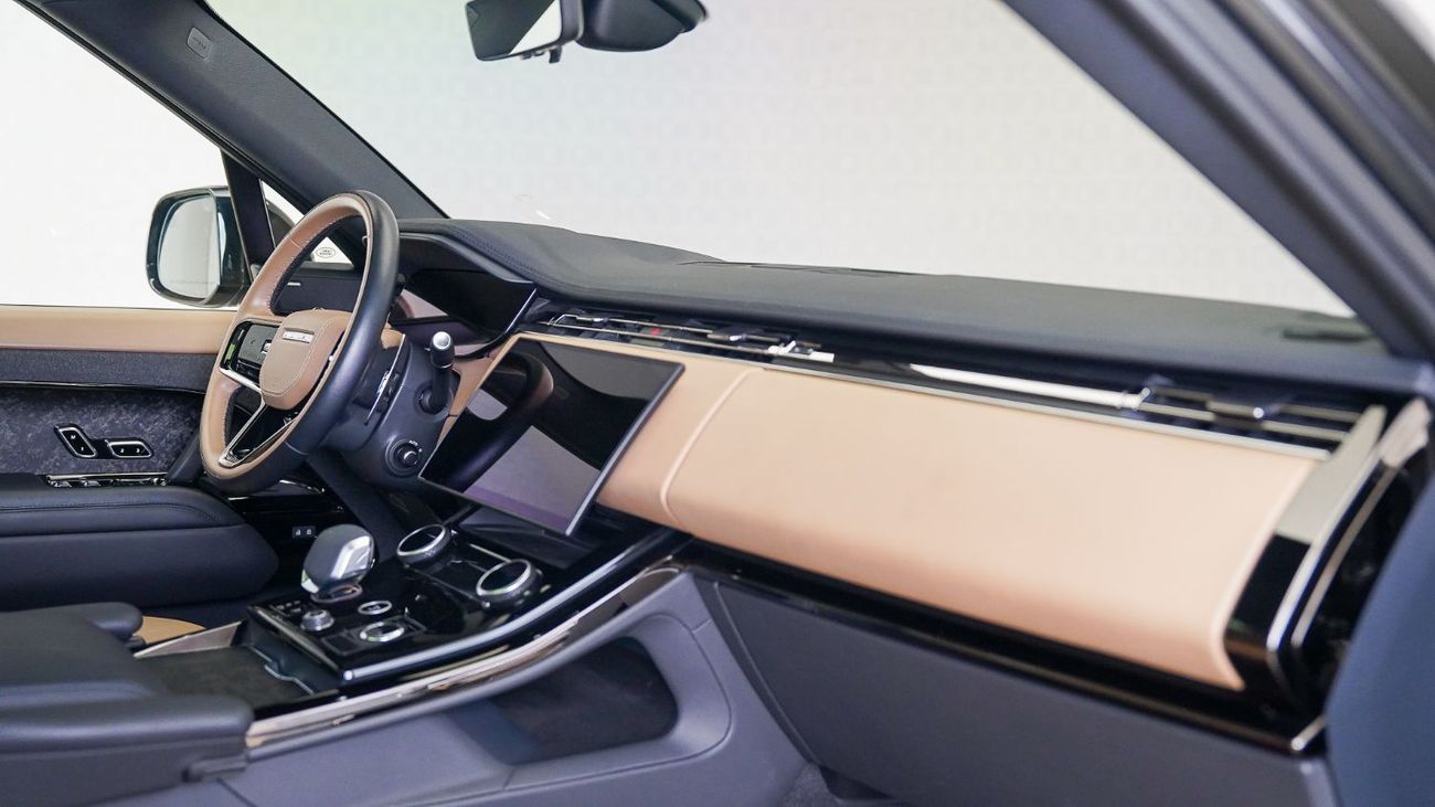 Land Rover Range Rover Sport P400 HSE Dynamic | AED 6,571 PM | Warranty April 2028 | GCC