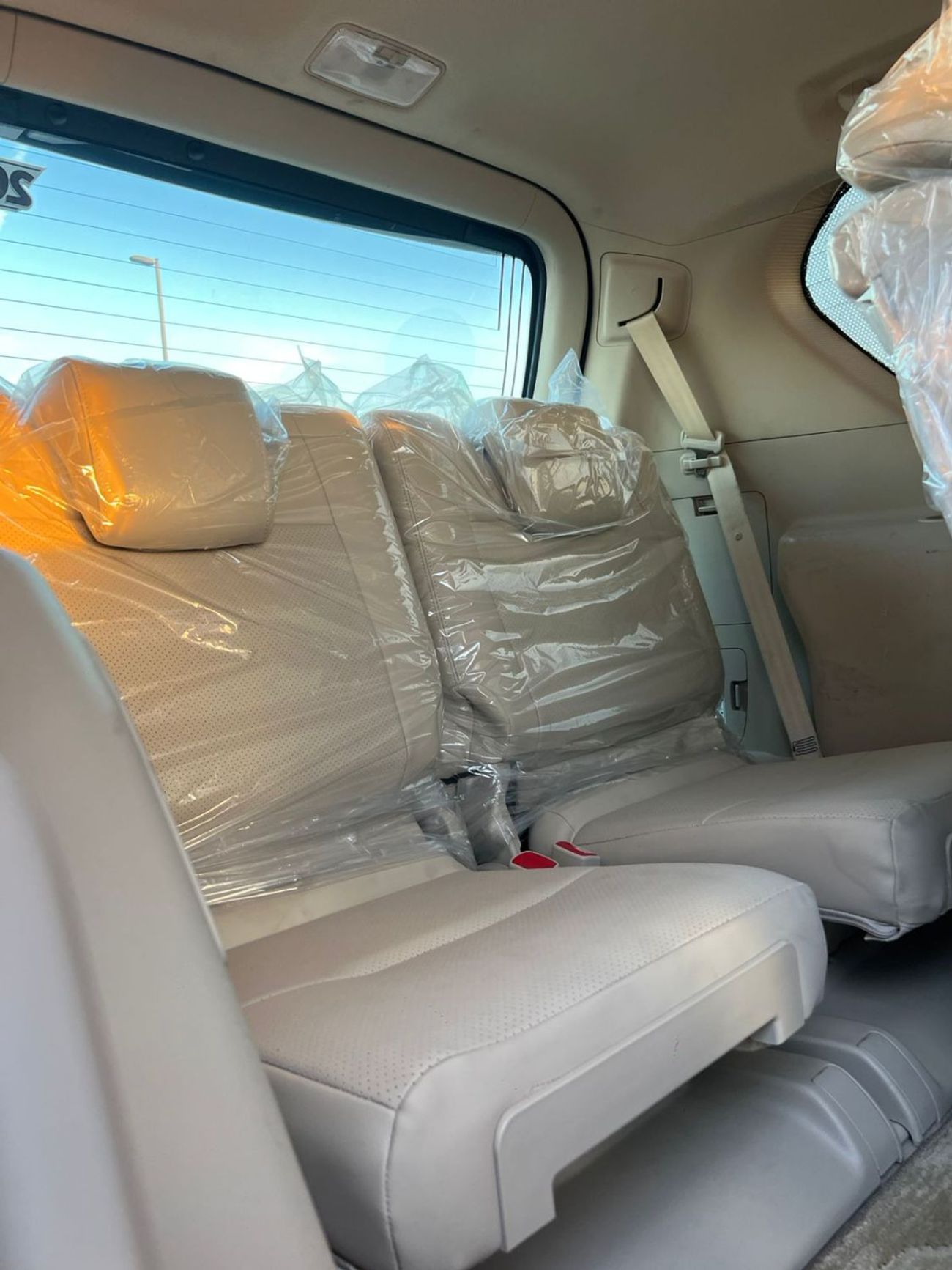 Toyota Prado 2023  Toyota Prado TXL 2.7L V4- AWD 4x4 - GCC - Leather Seat - With Electric  -Rear CAM