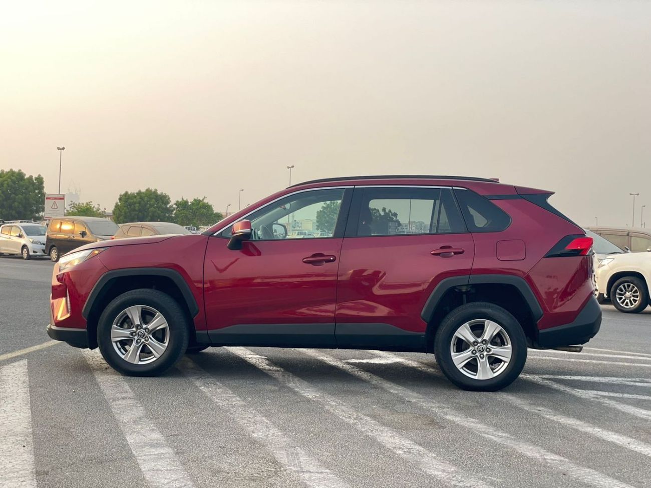 Toyota RAV4 2023 Toyota RAV4 XLE Premium+ 2.5L – Full Option, 4x4 AWD