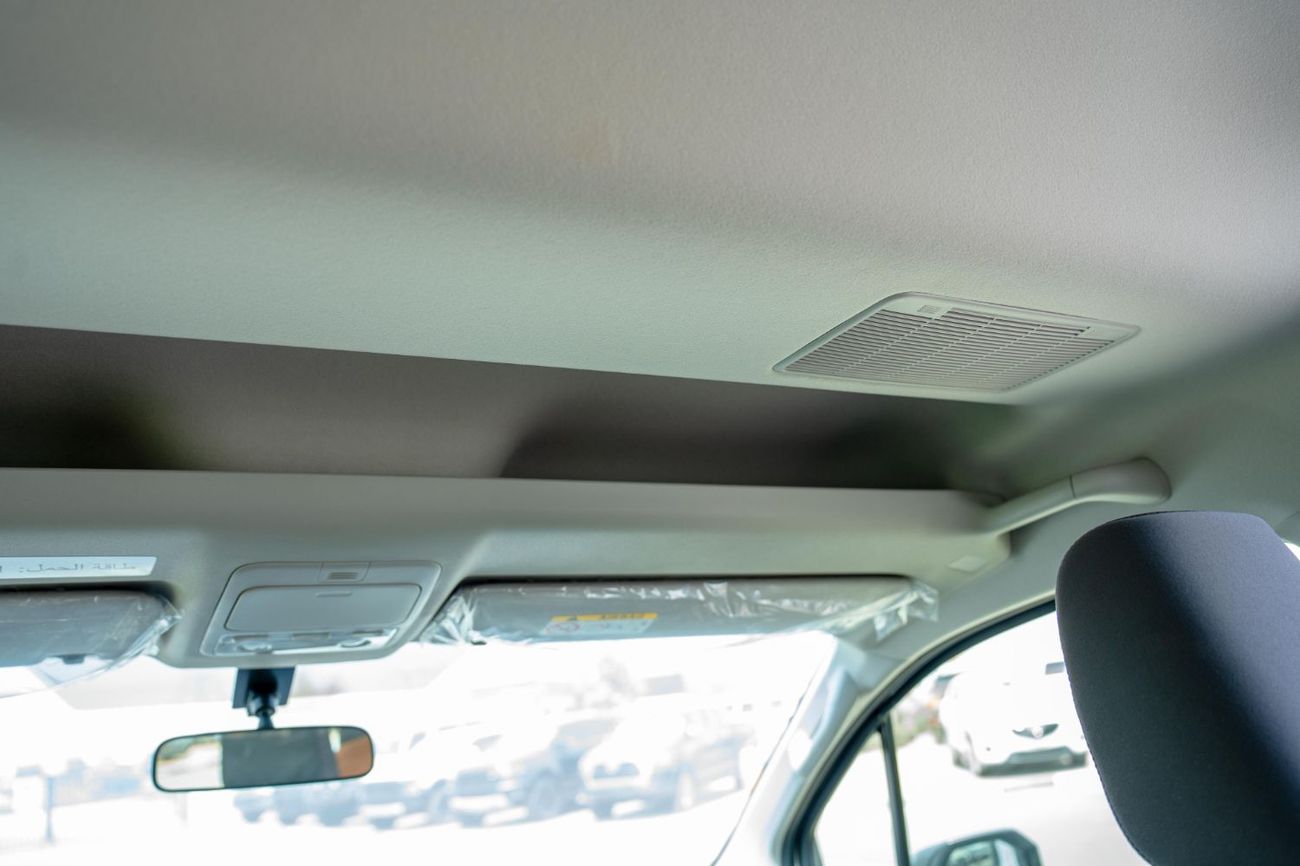 Toyota Hiace *Toyota Hiace 2026 2.8L Diesel 13 Seats Manual