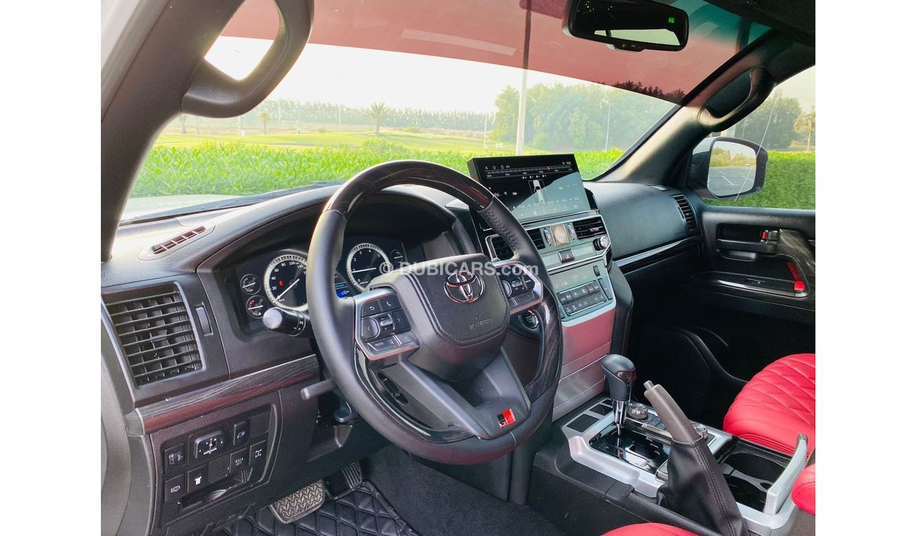 تويوتا لاند كروزر تويوتا لاند كروزر 2013خليجي VXR محول داخل وخارج 2023 بحاله ممتازه