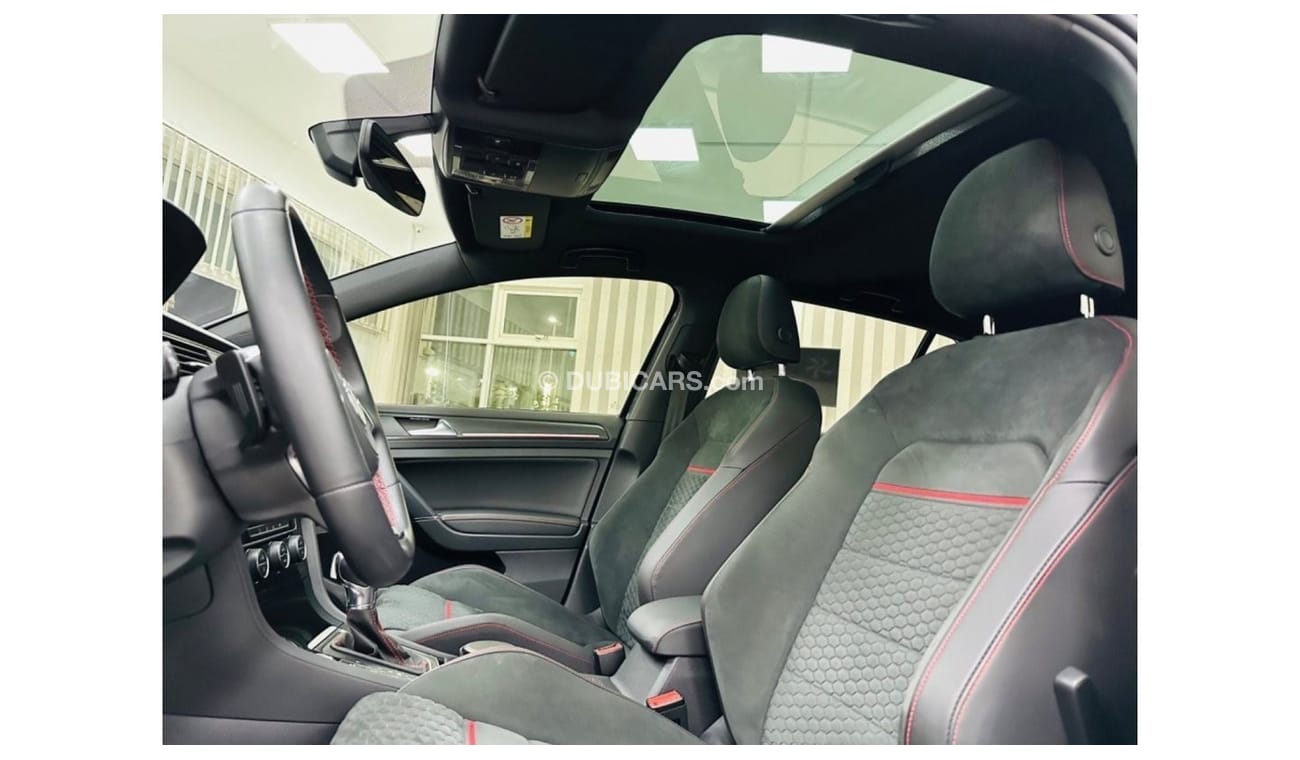 Volkswagen Golf GTI P1 GCC .. Original Paint .. Perfect Condition .. Club .. Panoramic Roof ..