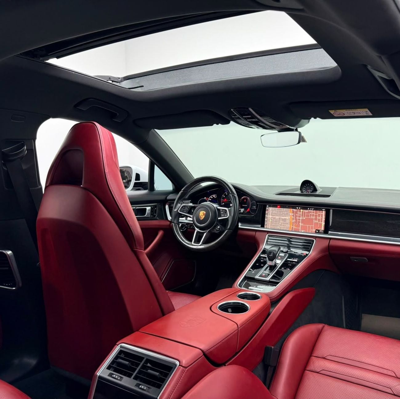 Porsche Panamera 4 SPORT TURISMO 2018 Porsche Panamera 4 Turismo, Full Porsche Service History, Sport Chrono Package, GCC