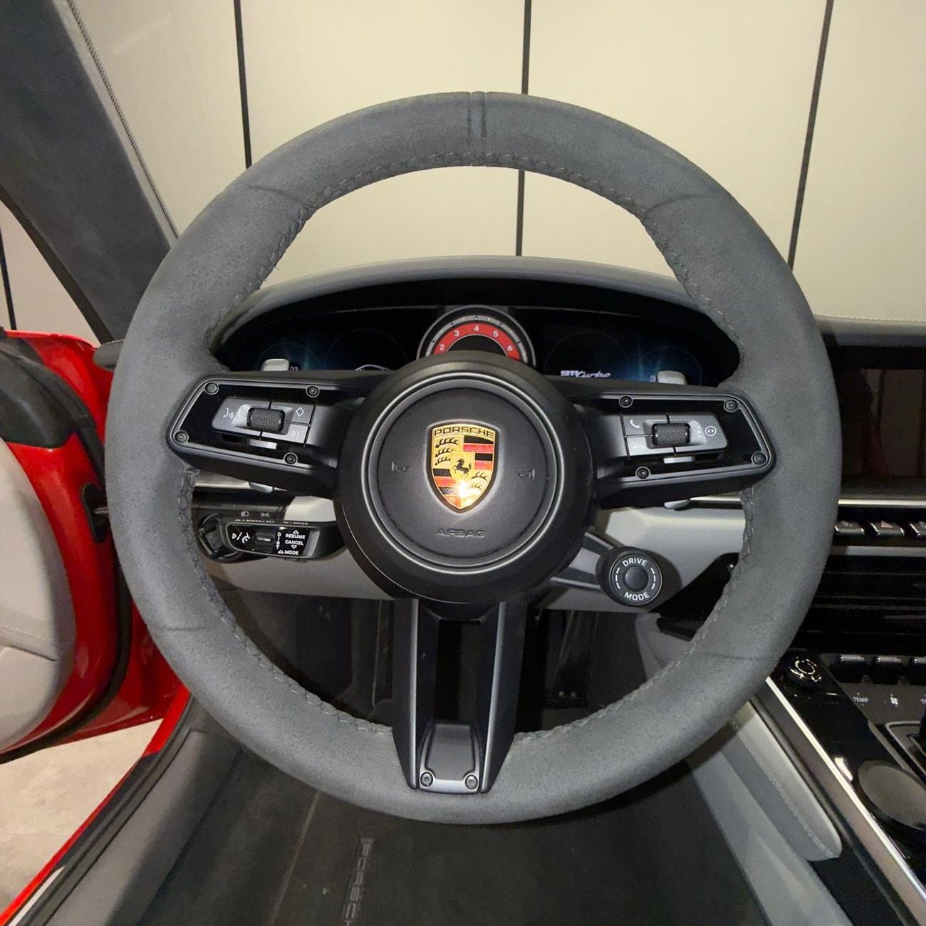 Porsche 911 TURBO | GCC | Major Service recently done