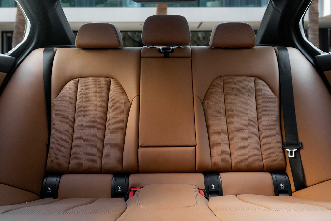 بي أم دبليو 330i 330i M Sport | 3,525 P.M | 0% Downpayment | BMW WARRANTY / SERVICE