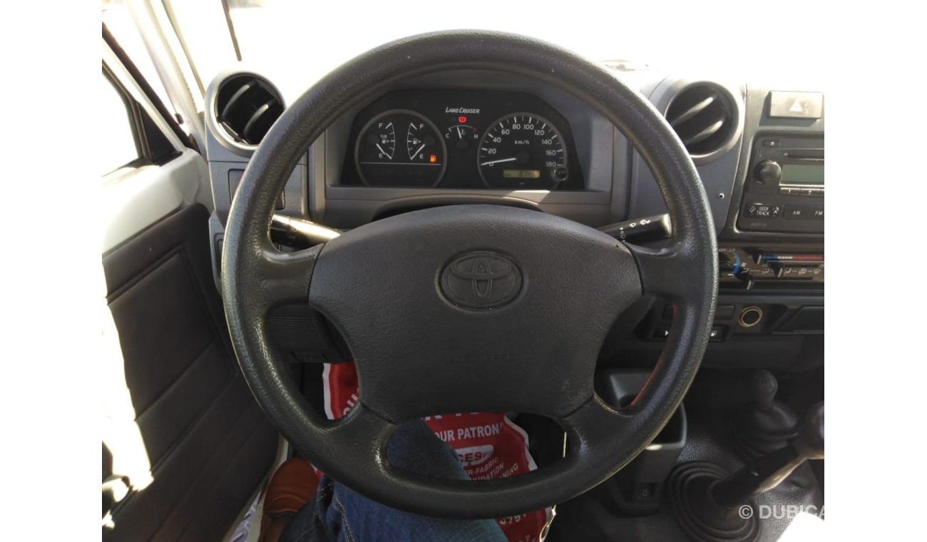 Toyota Land Cruiser Pick Up Land Cruiser Pickup  Single Cabin (Stock no PM 101 )