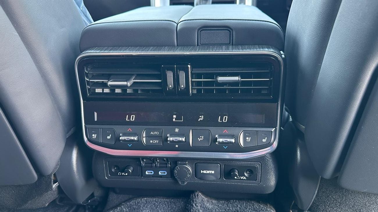 Toyota Land Cruiser Sahara ZX diesel Right-Hand Drive