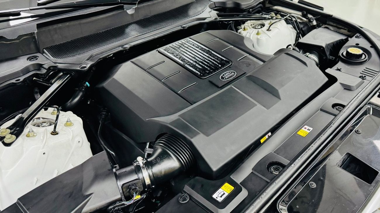 Land Rover Range Rover Sport Original paint .. GCC .. FSH .. V6 .. Perfect Condition