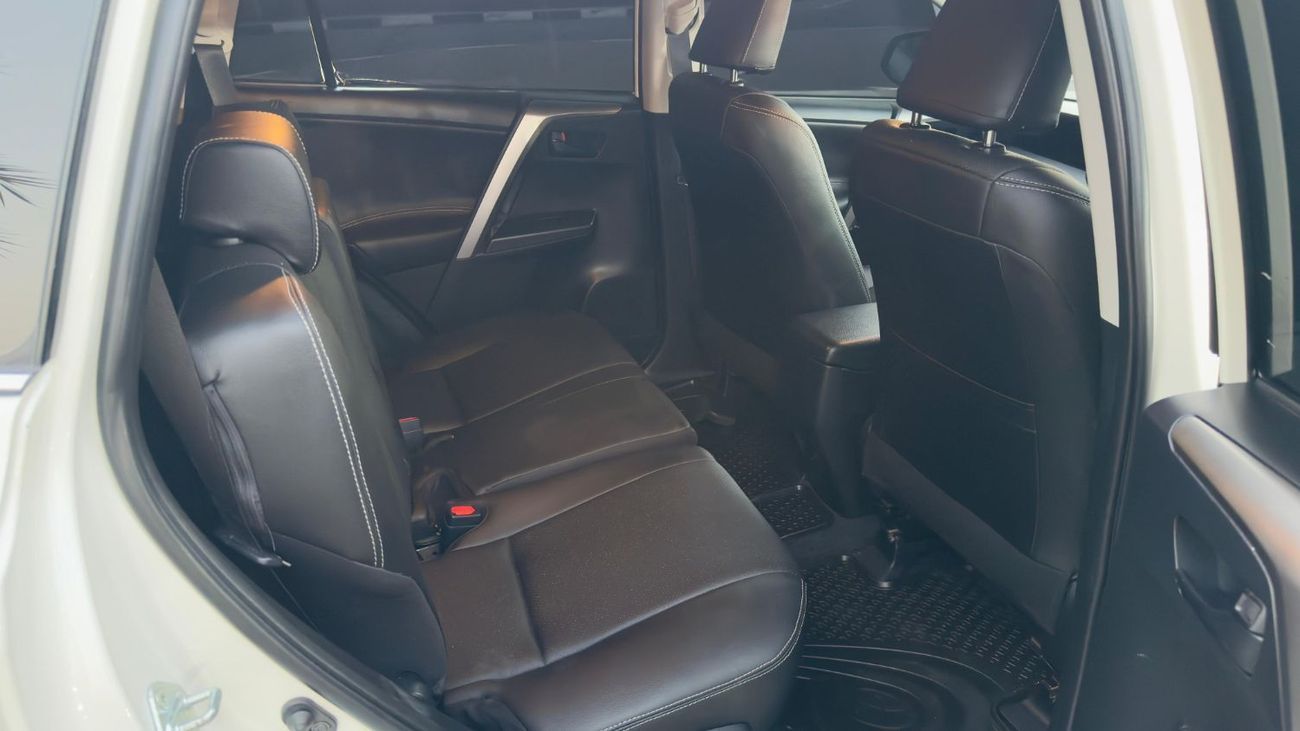 Toyota RAV4 DIESEL 2.2L ENGINE | EXCELLENT CONDITION | AUTOMATIC TRANSMISSION | RHD | 2018