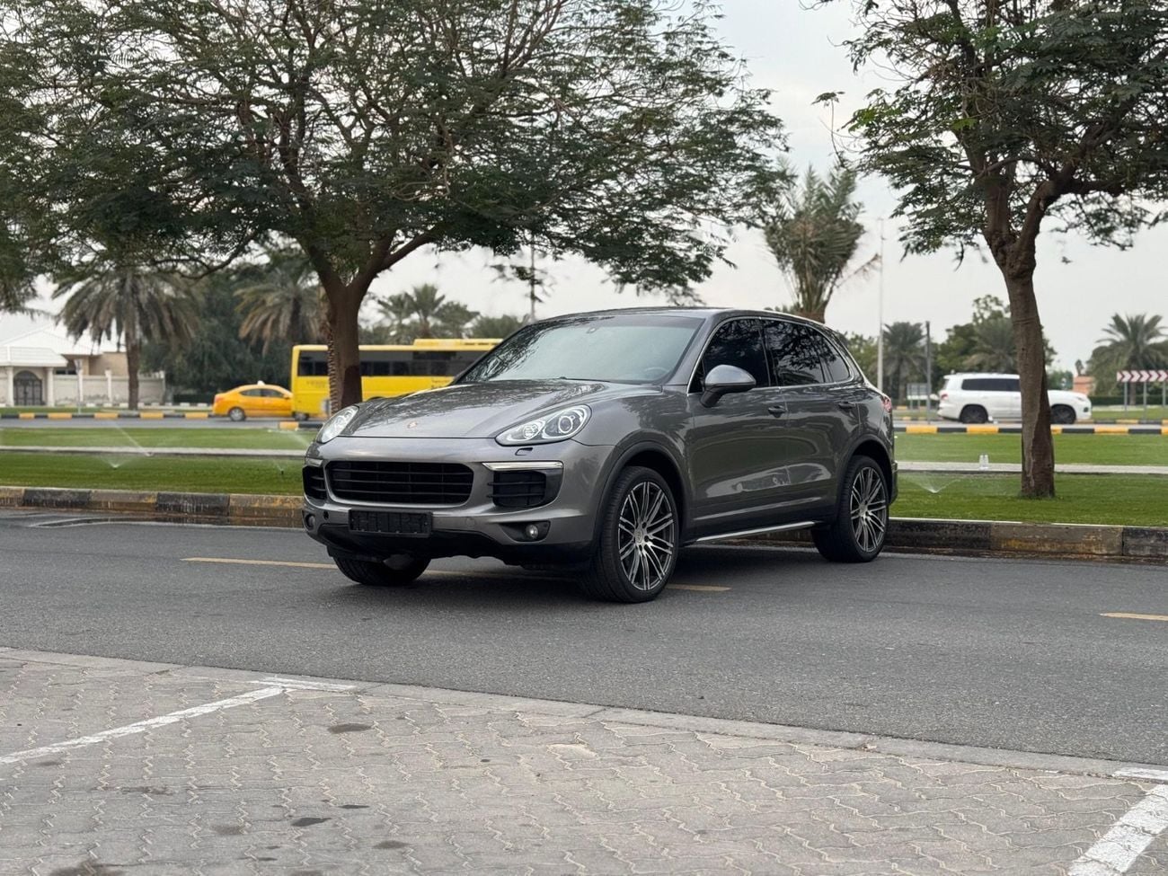 Porsche Cayenne Std 3.6L