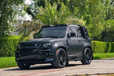 Land Rover Defender 90 P525 Fully Loaded with head up Display 2key interior carbon fiber trims completely covered by mat PPf Wit