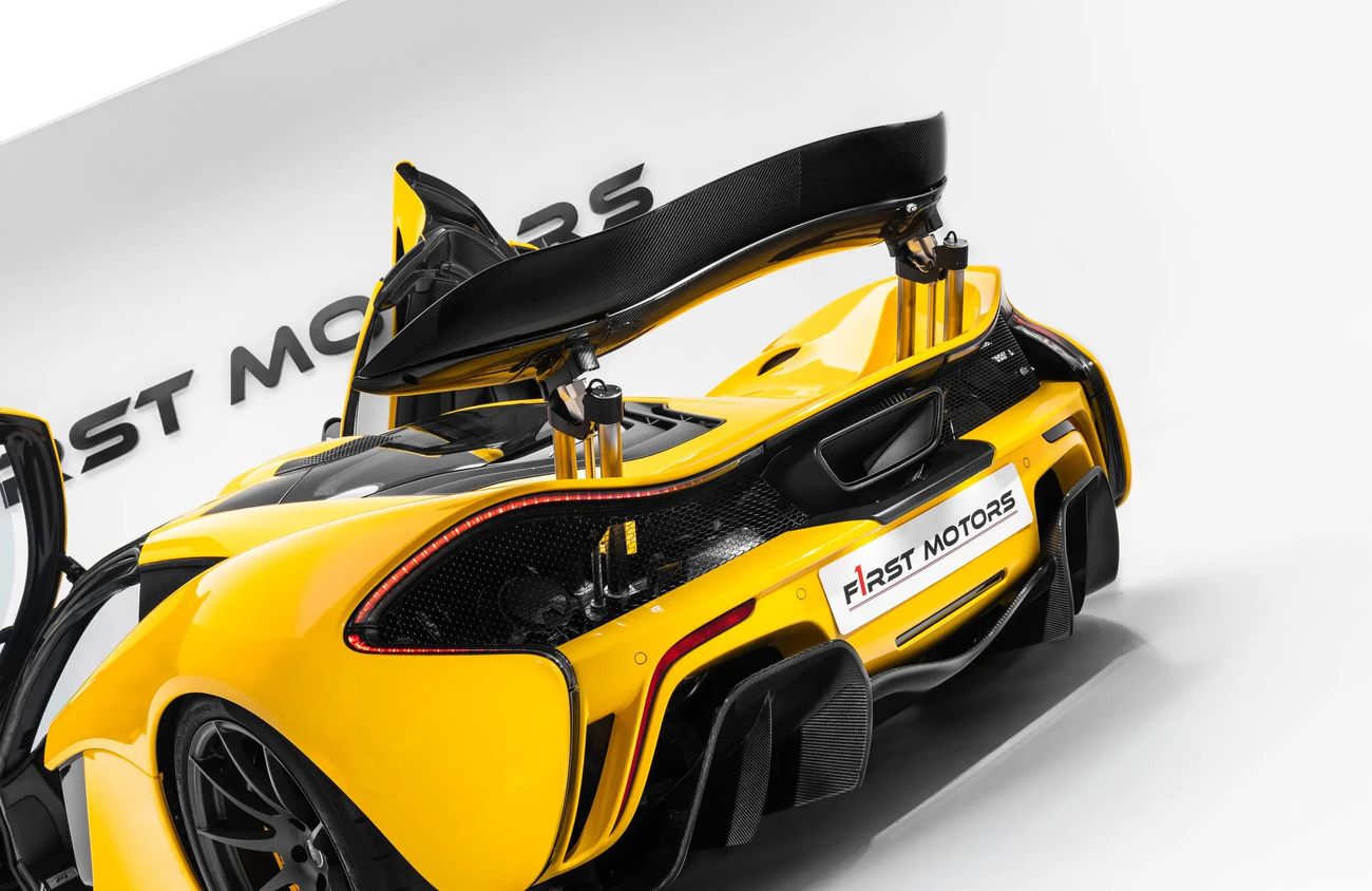 مكلارين P1 3.8L V8 Twin-Turbocharged + Electric Motor