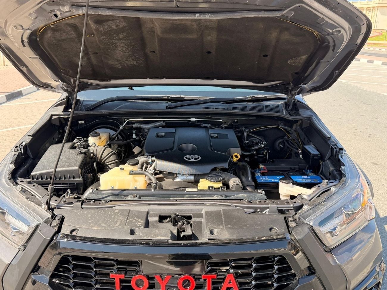 Toyota Hilux GLX SR5 export from Australia