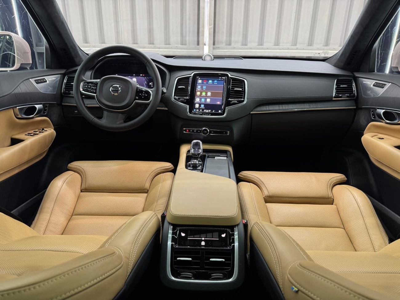 فولفو XC 90 ULTIMATE BRIGHT