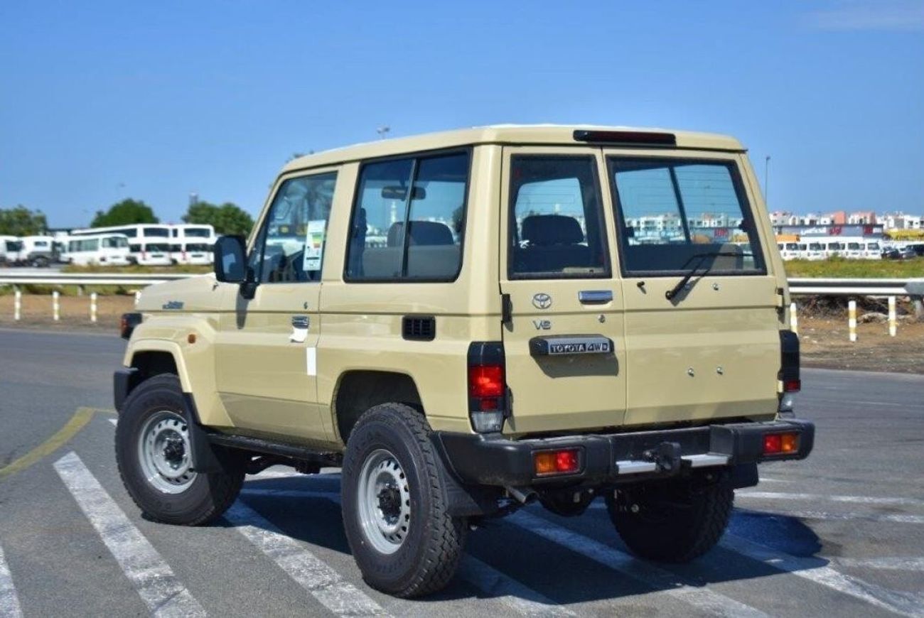 تويوتا لاند كروزر 70 71 SWB V6 4.0L PETROL 4WD MT