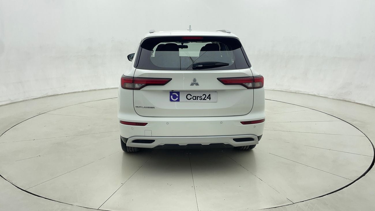 Mitsubishi Outlander 2023 HL FABRIC SEAT WITH SUNROOF | AED 1128/Month | 0 DP | 30 Day Return | Warranty | Service Histor