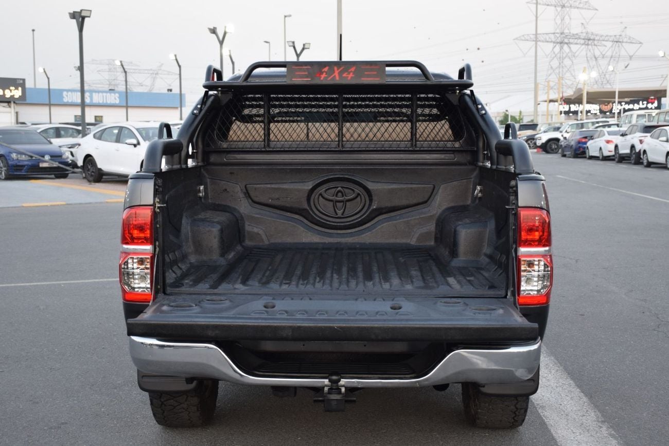 تويوتا هيلوكس 4x4 Diesel 3.0L Right Hand (Export Only)