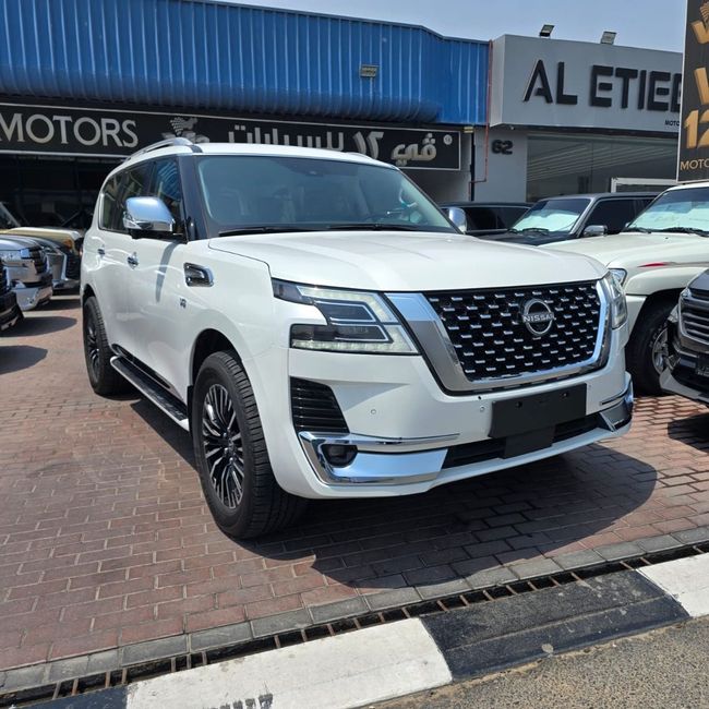 Nissan Patrol LE PLATINUM CITY, миниатюра 12