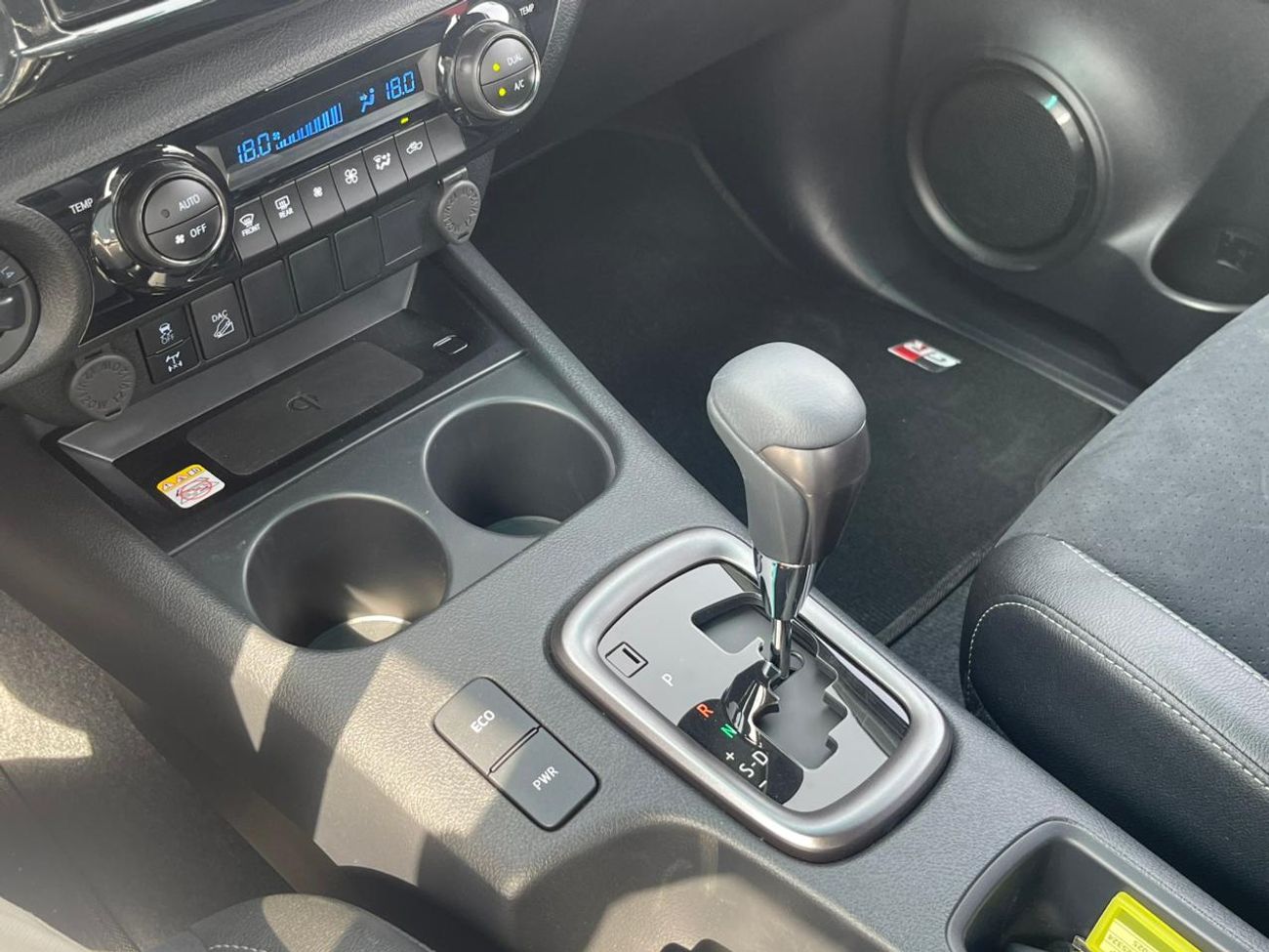 تويوتا هيلوكس GR Sport 2.8L