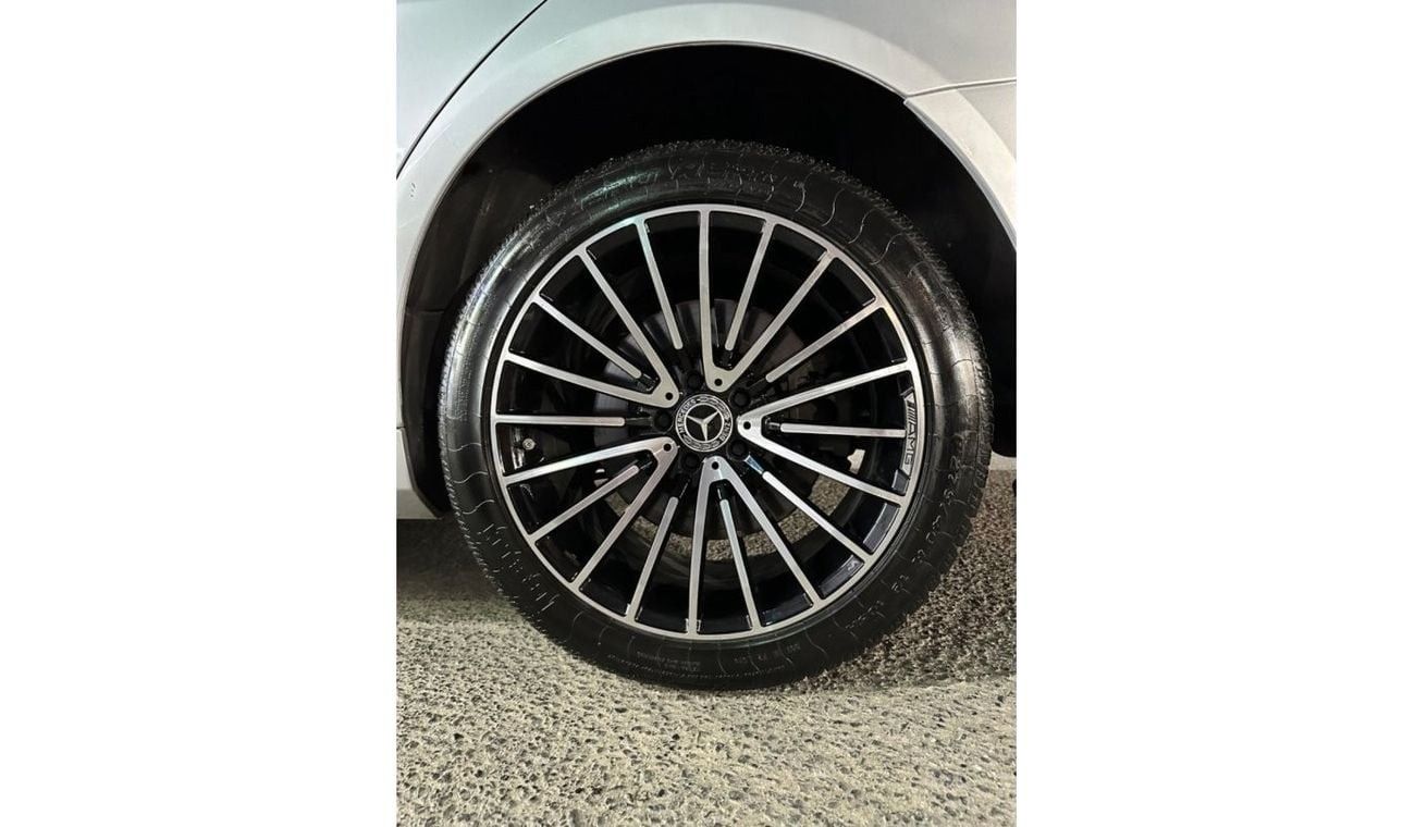 Mercedes Maybach S550 Maybach mercedes-benz s550 4Matic in excellent condition on panorama on leather full full 360 camera 2014