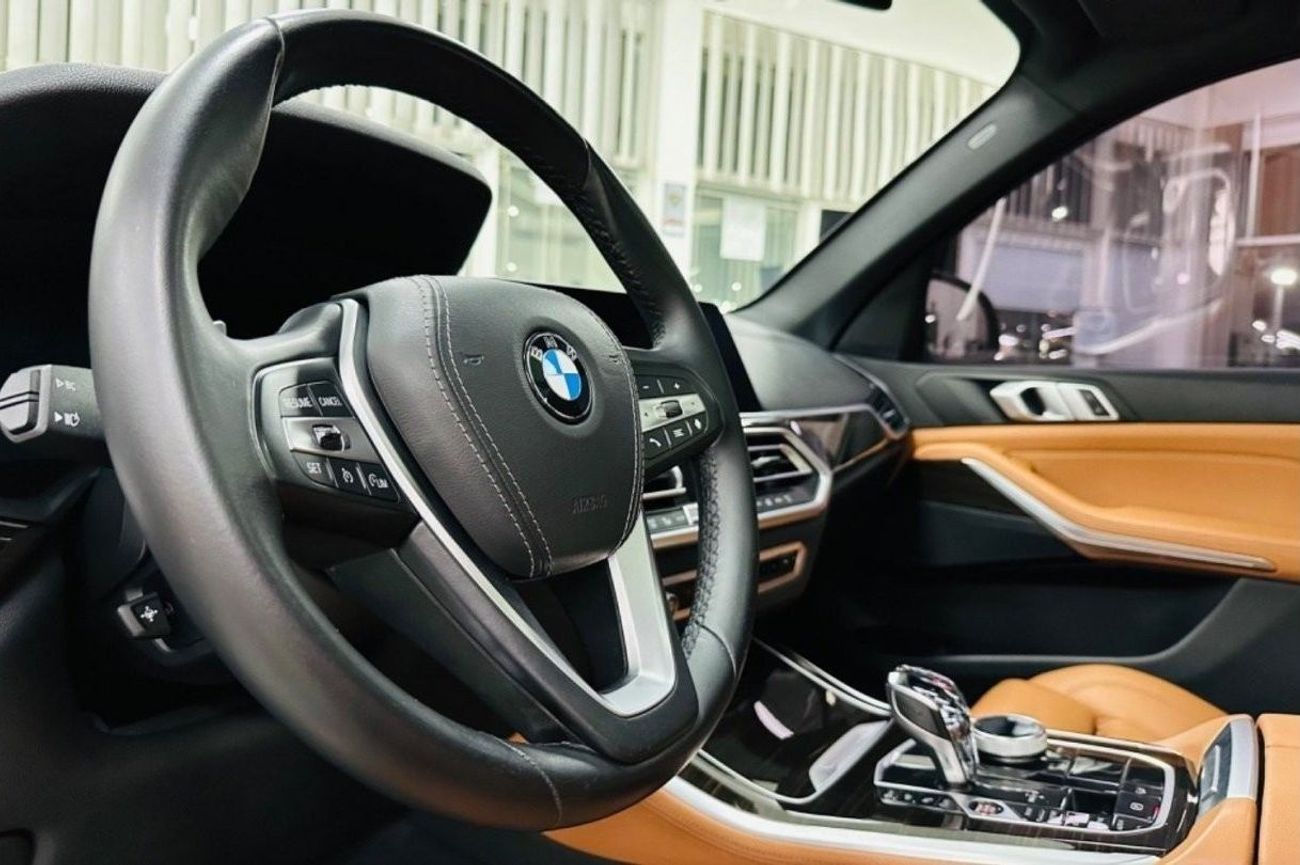 BMW X5 40i Luxury GCC .. FSH .. Perfect Condition .. V6 ..