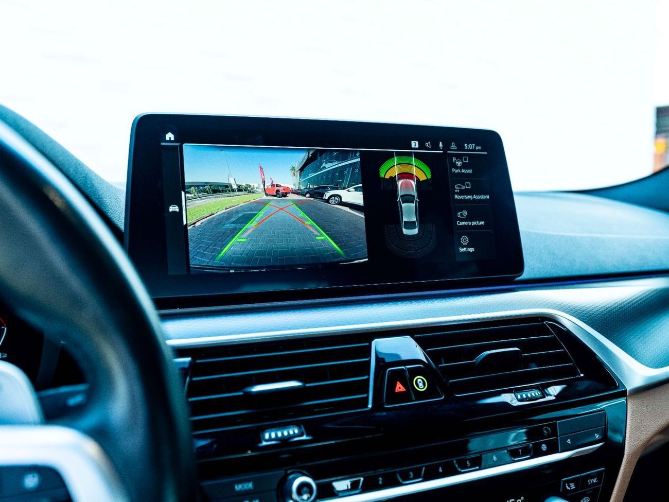 BMW 520i M Sport Comfort 2.0L