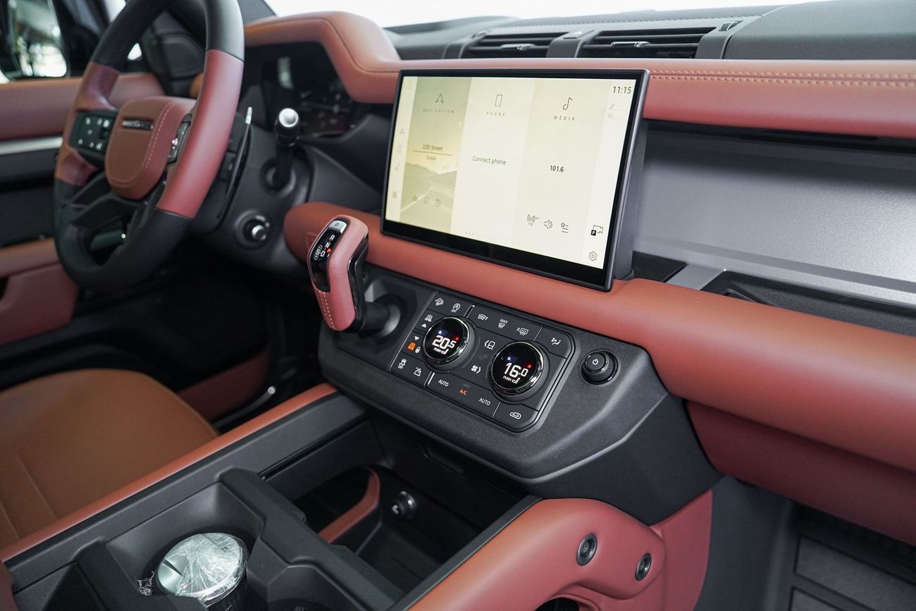 Land Rover Defender 110 P635 OCTA V8