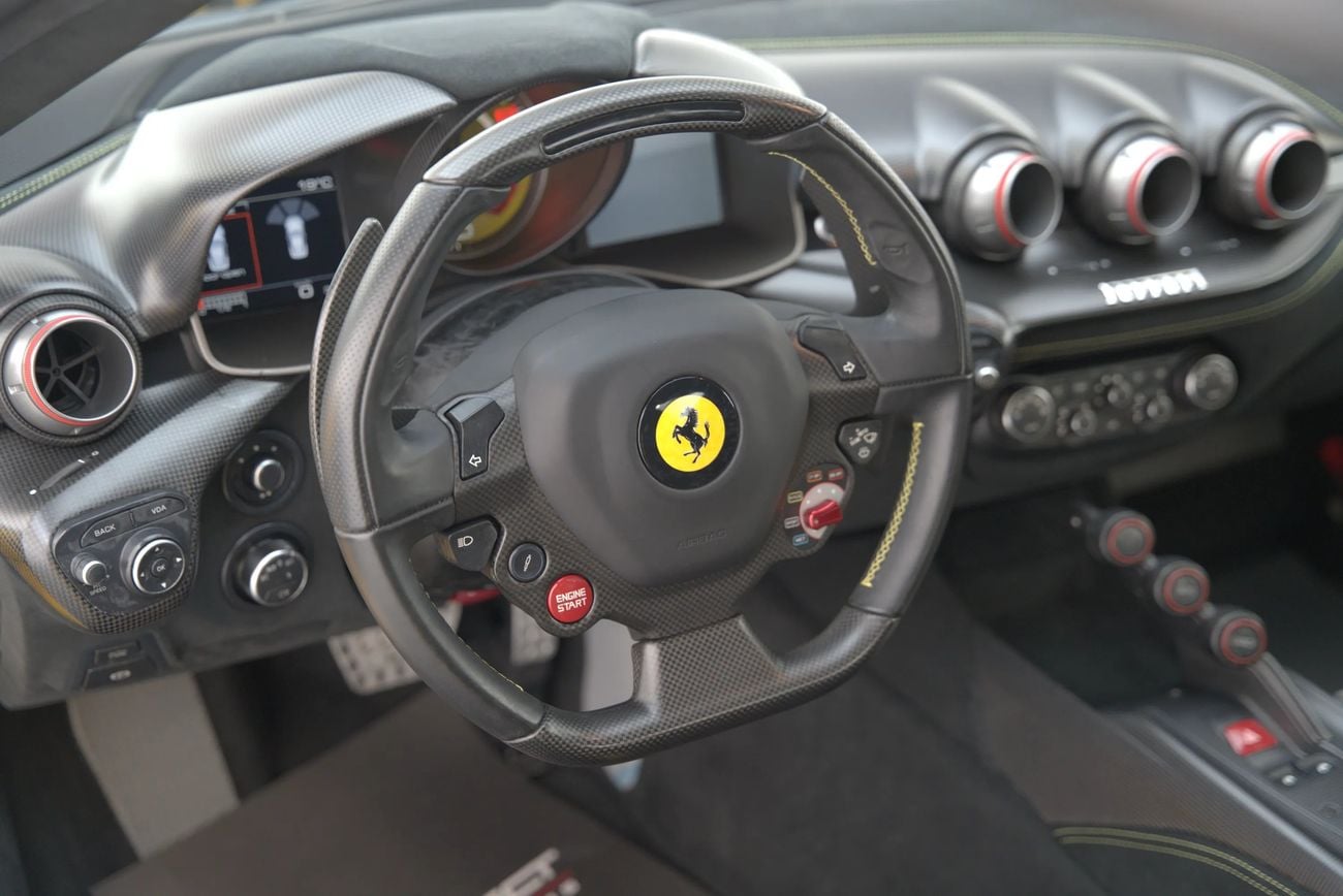 فيراري F12 TDF