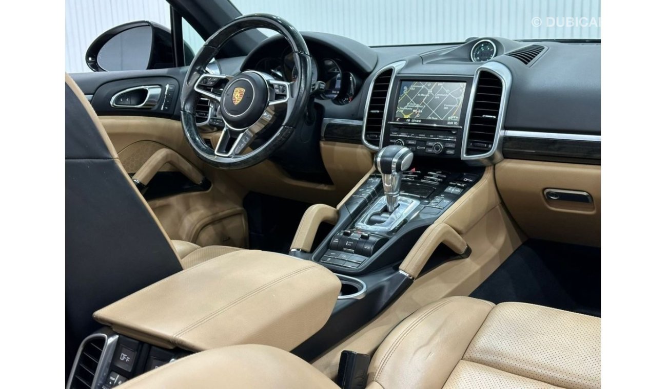 Porsche Cayenne S 2015 Porsche Cayenne S, Service History, Excellent Condition, GCC