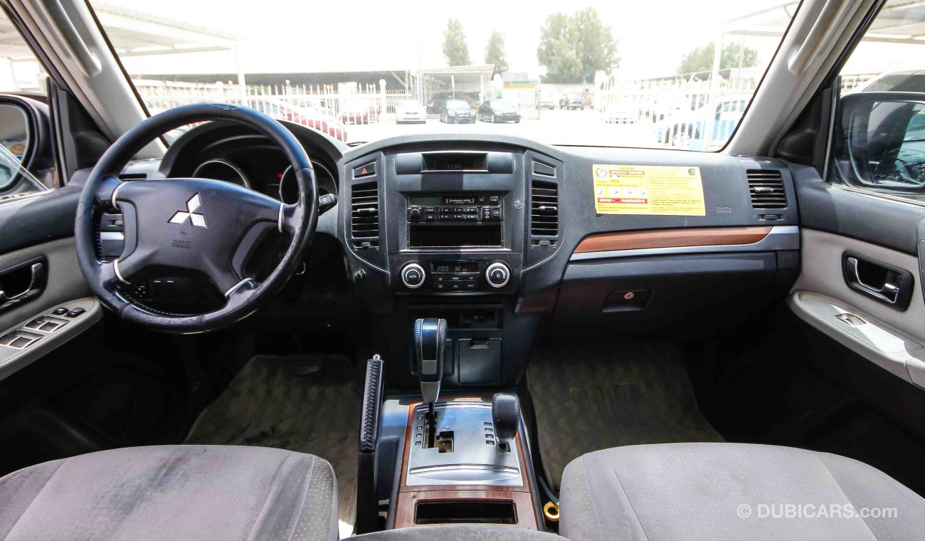 Mitsubishi Pajero GLS V6