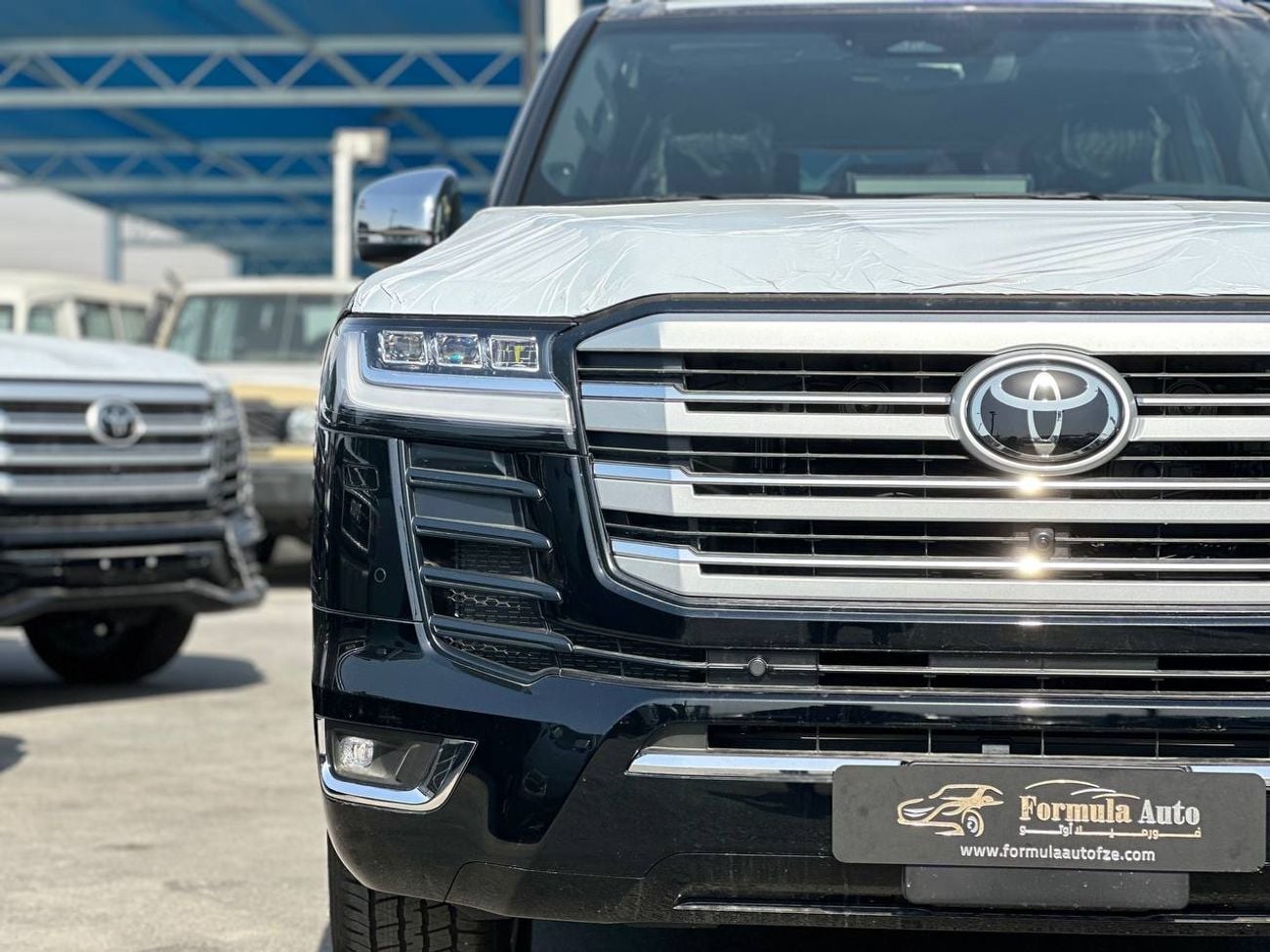 تويوتا لاند كروزر VX 3.3 لتر ديزل أوتوماتيك // 2026 // كاملة المواصفات مع رادار، كاميرا 360 درجة، مقاعد مدفأة ومبردة /