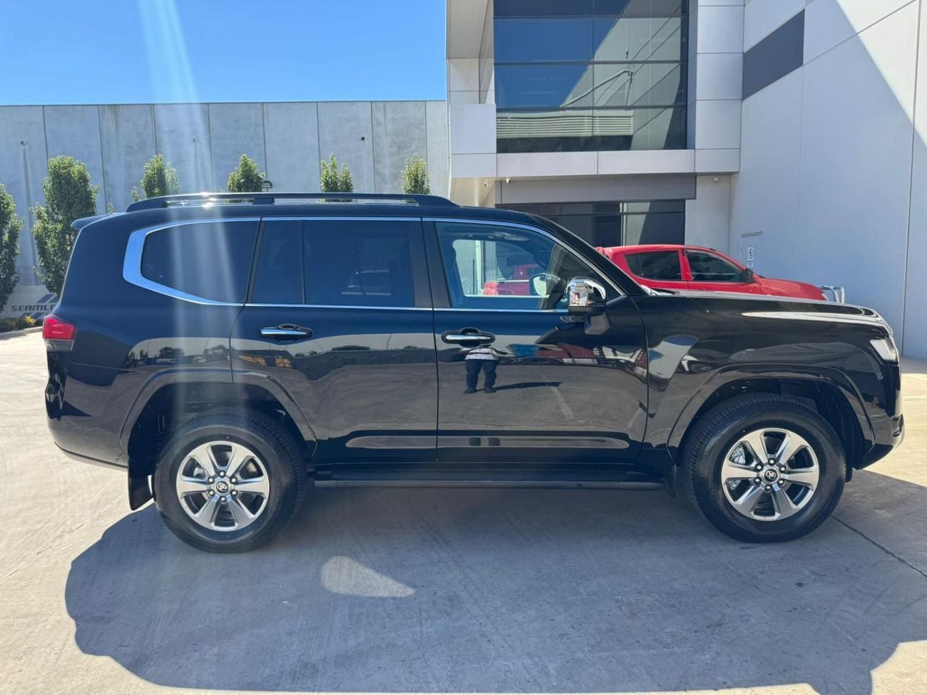 تويوتا لاند كروزر Sahara 3.3L Diesel Twin Turbo 7 Seater