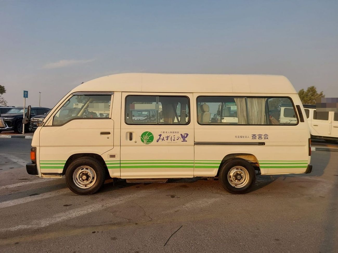 Nissan Caravan NISSAN CARAVAN VAN RHD 1997 MODEL 3.1 L DIESEL MANUAL(PM00945)