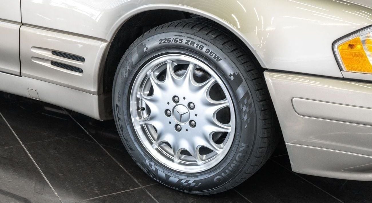 مرسيدس بنز SL 500