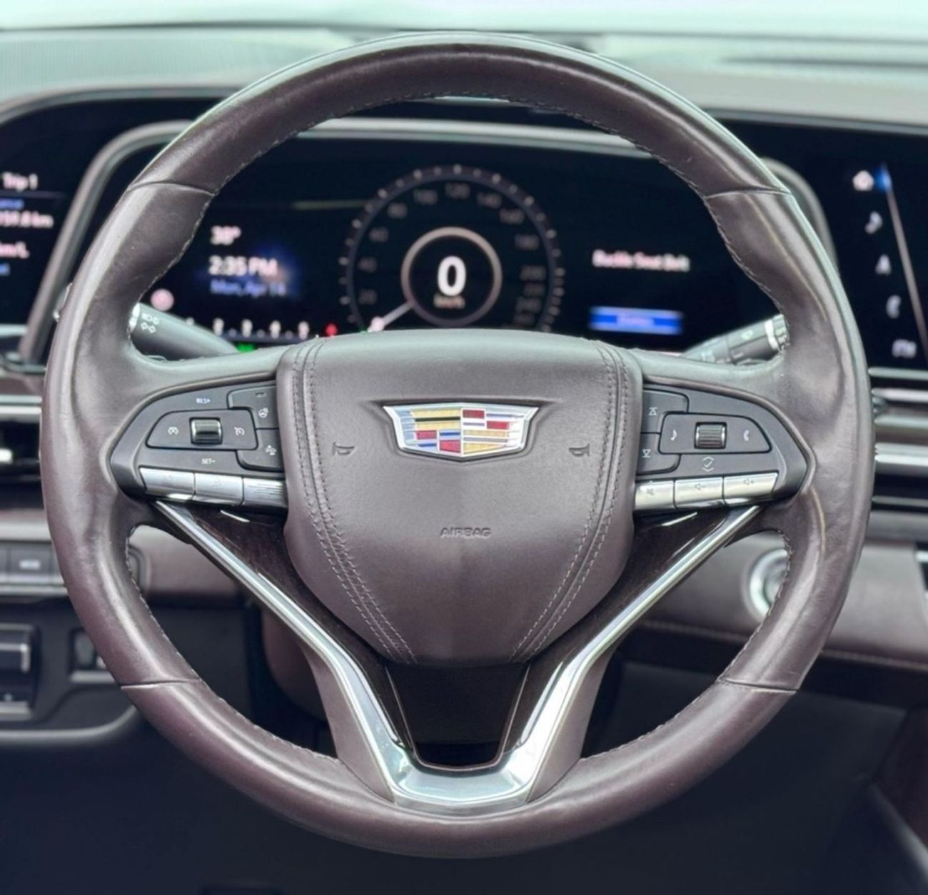 كاديلاك إسكالاد Sport Platinum 6.2L 4WD 2021 Cadillac Escalade 600 Sport, Cadillac Warranty + Service Pack, Fully Lo