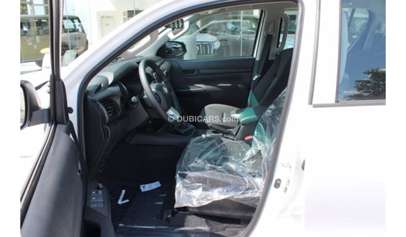 Toyota Hilux Diesel 3.0L MT 5L 2019 Model Mid ( EXPORT ONLY )
