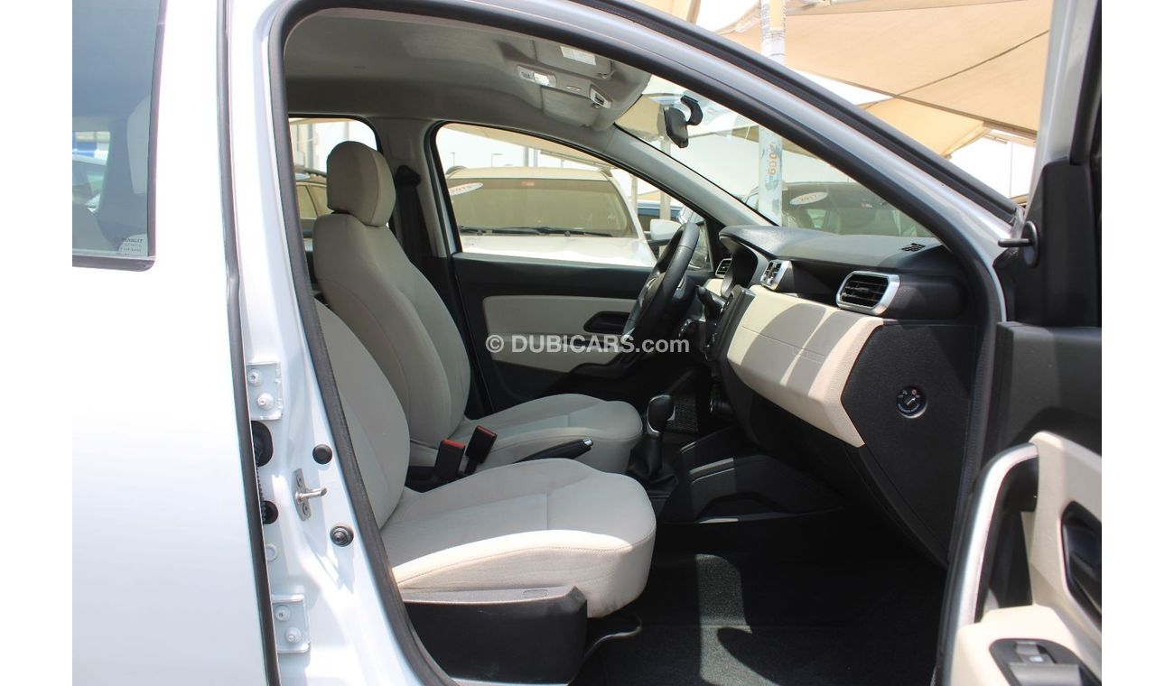 Renault Duster SE ACCIDENTS FREE - GCC - PERFECT CONDITION INSIDE OUT - ENGINE 1600 CC