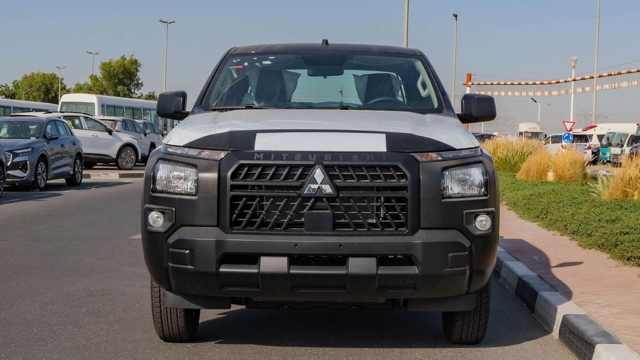 Mitsubishi L200 2025 Mitsubishi L200 GL 2.4L MT Petrol (Black)