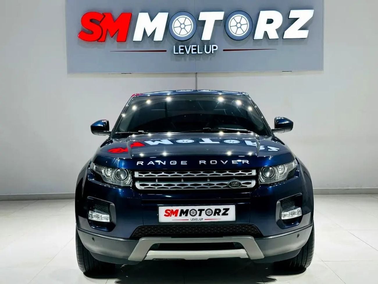 Land Rover Range Rover Evoque P200 HSE 2.0L GCC SPECS FULL OPTION ONLY 37500