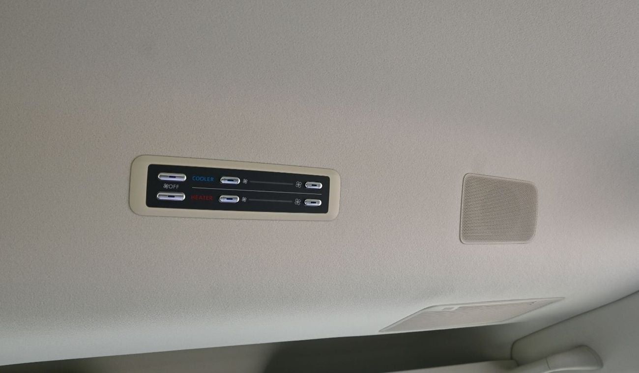 تويوتا هاياس Toyota Hiace GL  FULL OPTION 2025