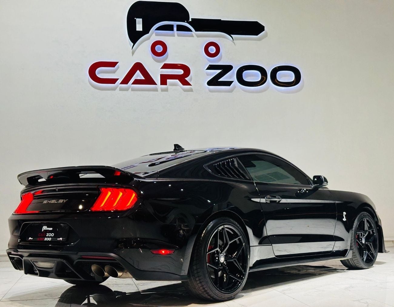 Ford Mustang GT Premium 5.0L V8