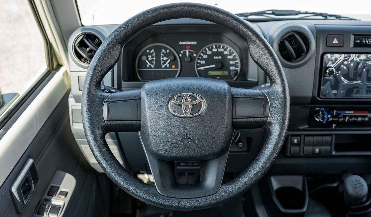 تويوتا لاند كروزر 70 LC 78 HARDTOP 4.0L MT LC78 4.2L V6 DIESEL 3DOOR 2024