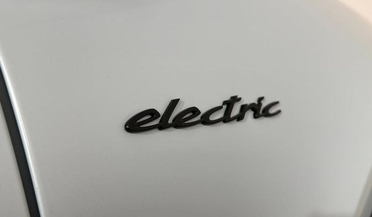 Porsche Macan Electric Estate 470kW Turbo RIGHT HAND DRIVE