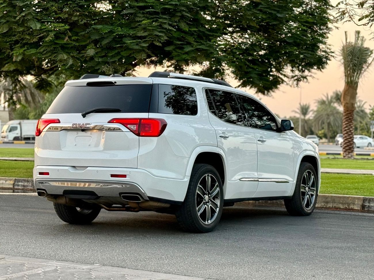 جي أم سي أكاديا SLT 3.6L