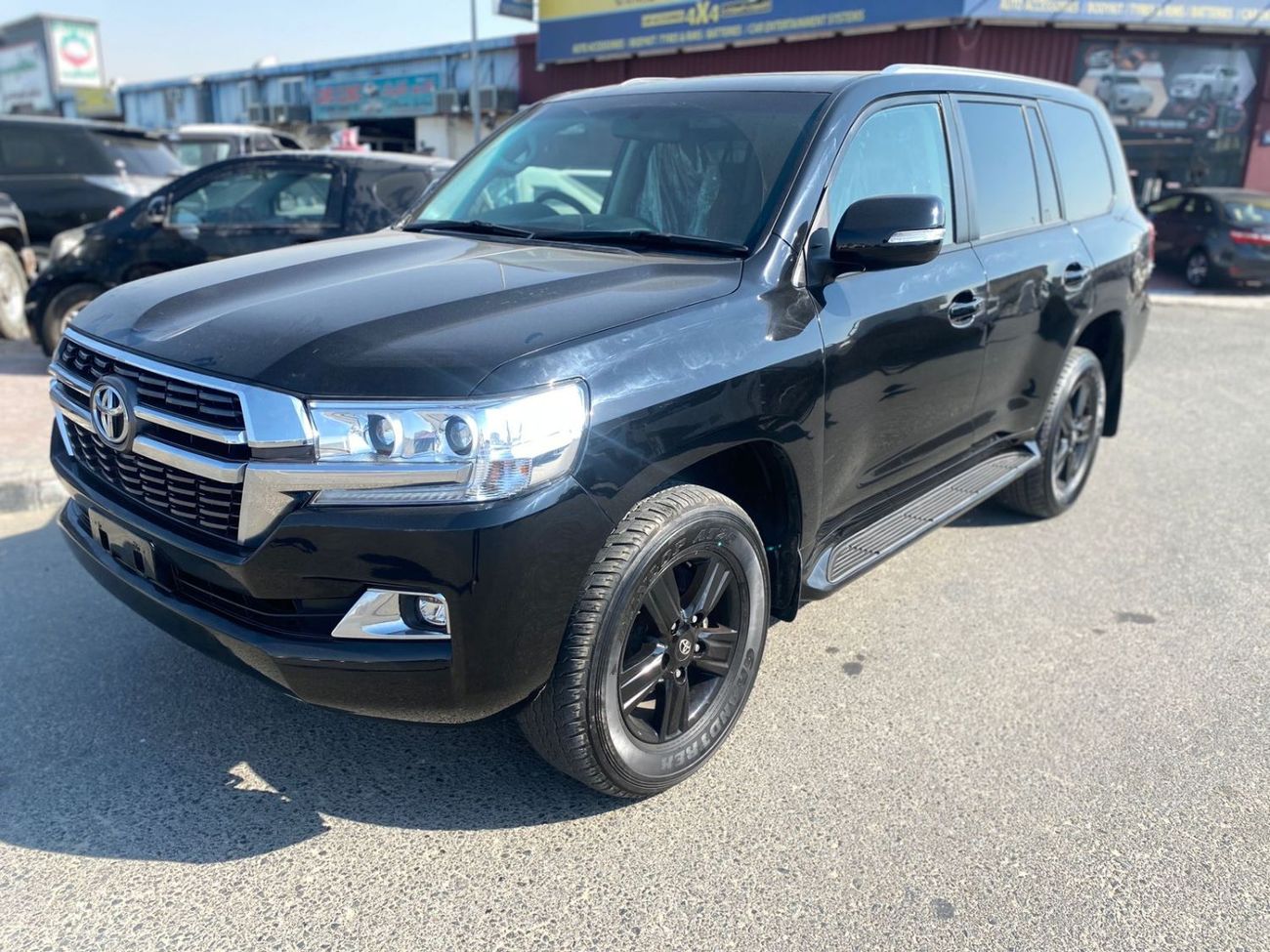 Toyota Land Cruiser VX RHD 1VD-FTV 4.5L V8 Twin Turbo Diesel Engine Automatic Gear 4WD 8 Seats 5 Doors