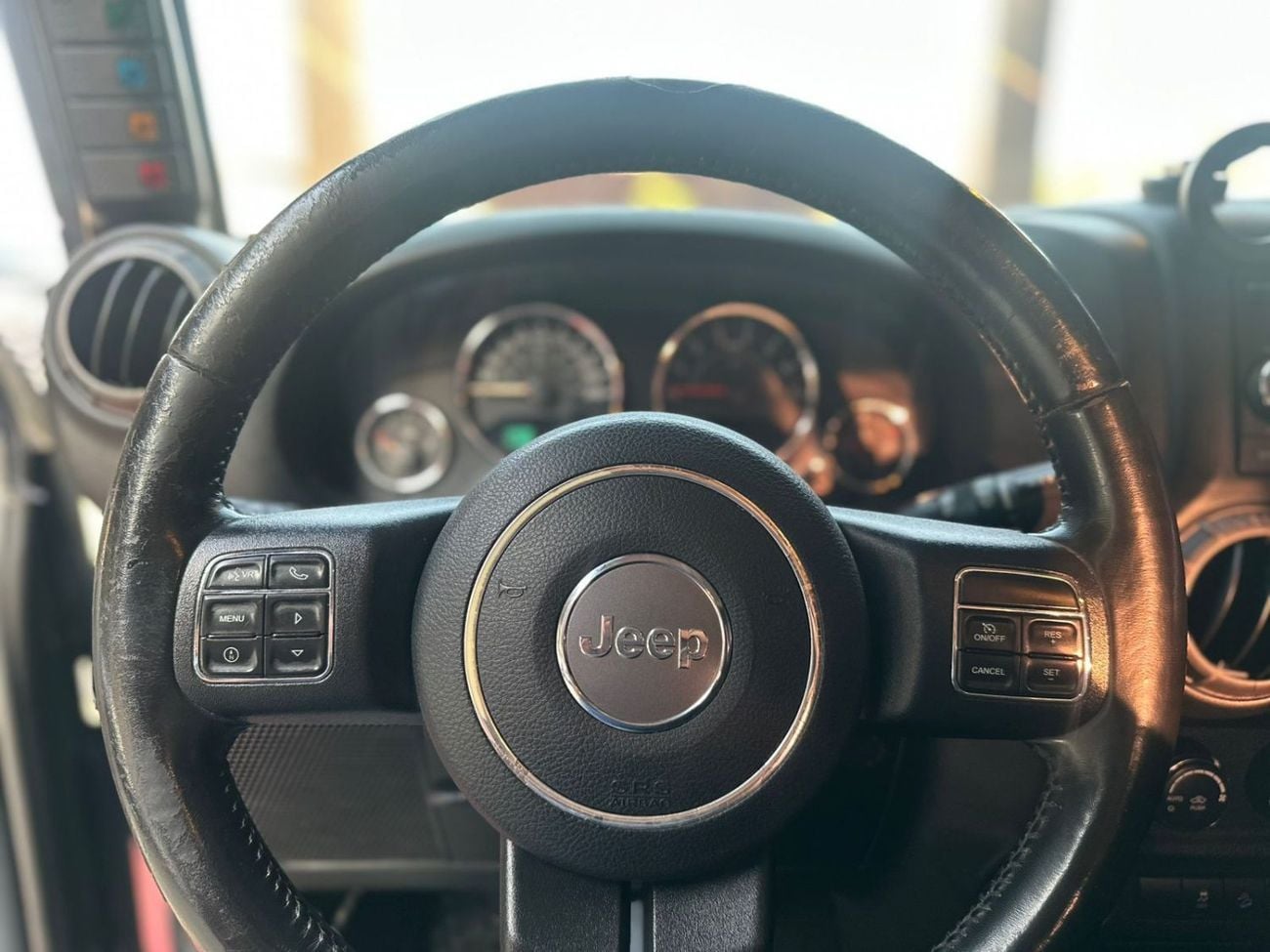 جيب رانجلر Sahara 3.6L A/T
