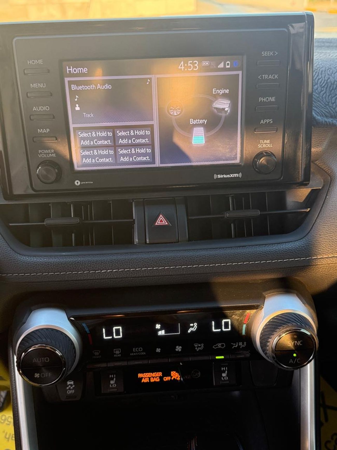 تويوتا راف ٤ XLE 2.5L